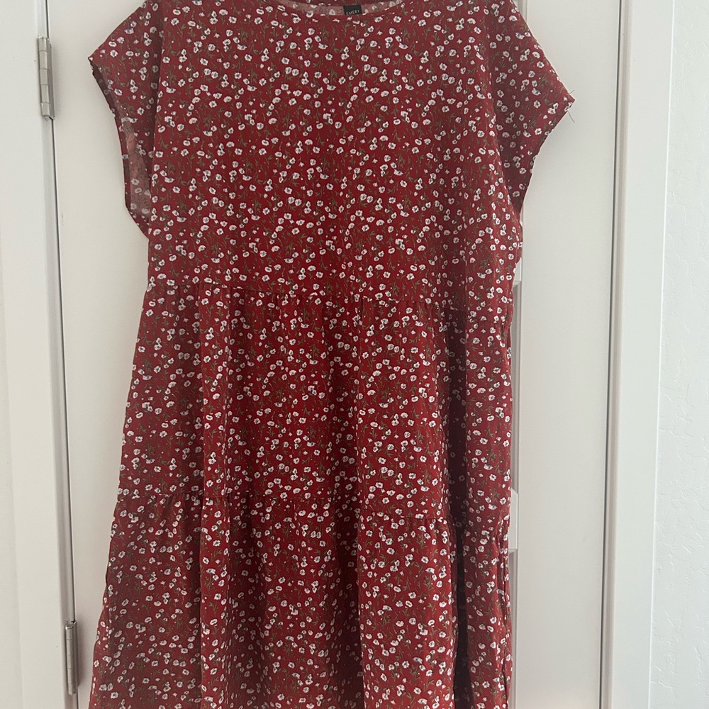 Floral Red Women’s Plus 2X Dress